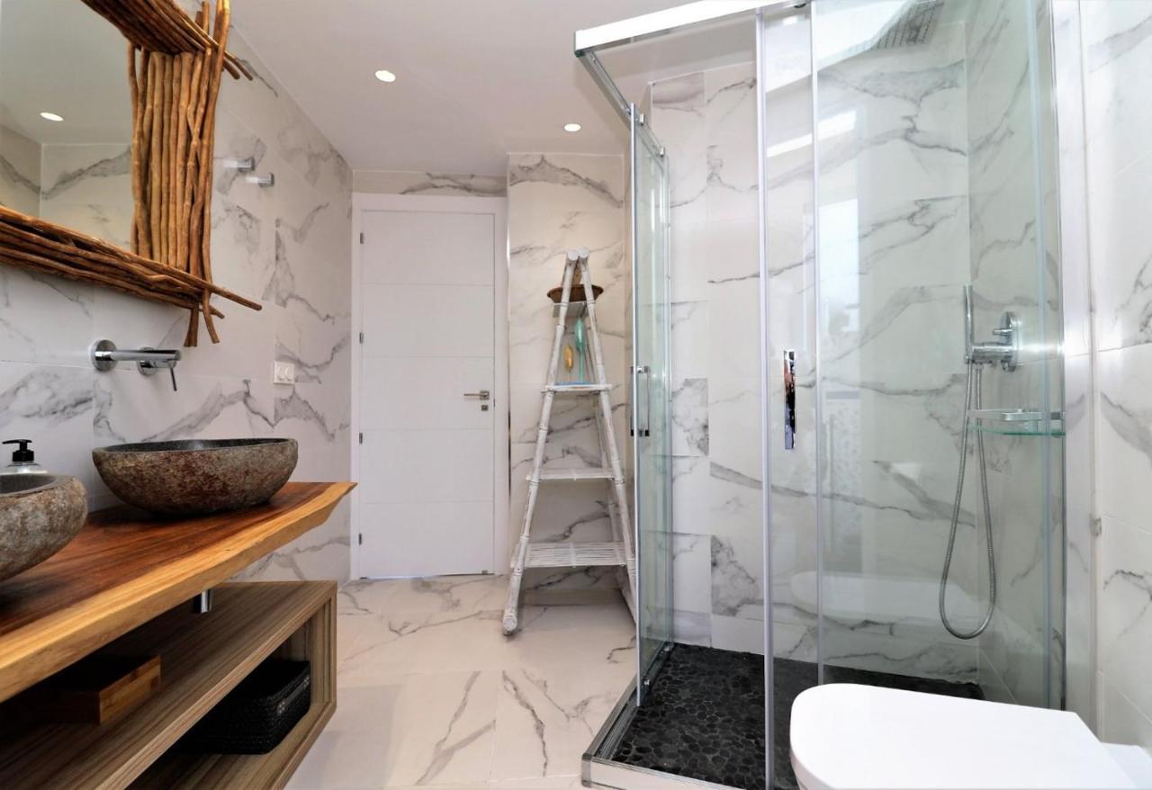 Luxurious 2-Bedroom Apt With Stunning Views, 1St Line On Levante Beach, Бенидорм Экстерьер фото