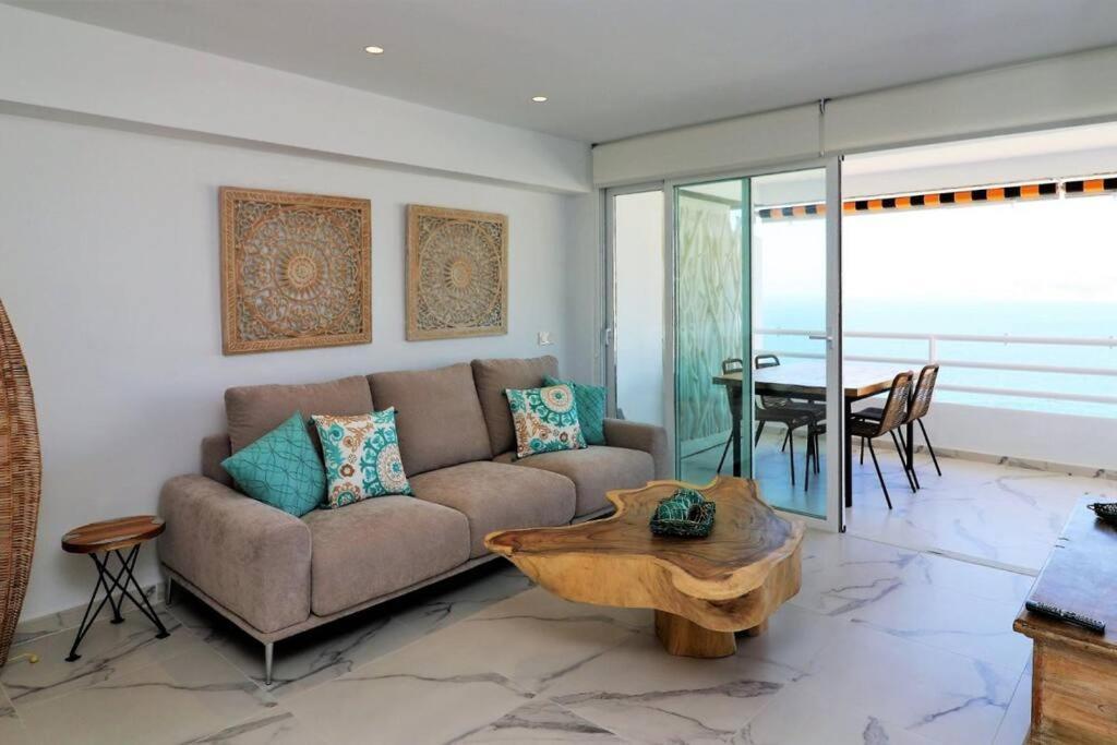 Luxurious 2-Bedroom Apt With Stunning Views, 1St Line On Levante Beach, Бенидорм Экстерьер фото