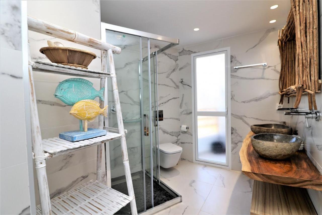 Luxurious 2-Bedroom Apt With Stunning Views, 1St Line On Levante Beach, Бенидорм Экстерьер фото