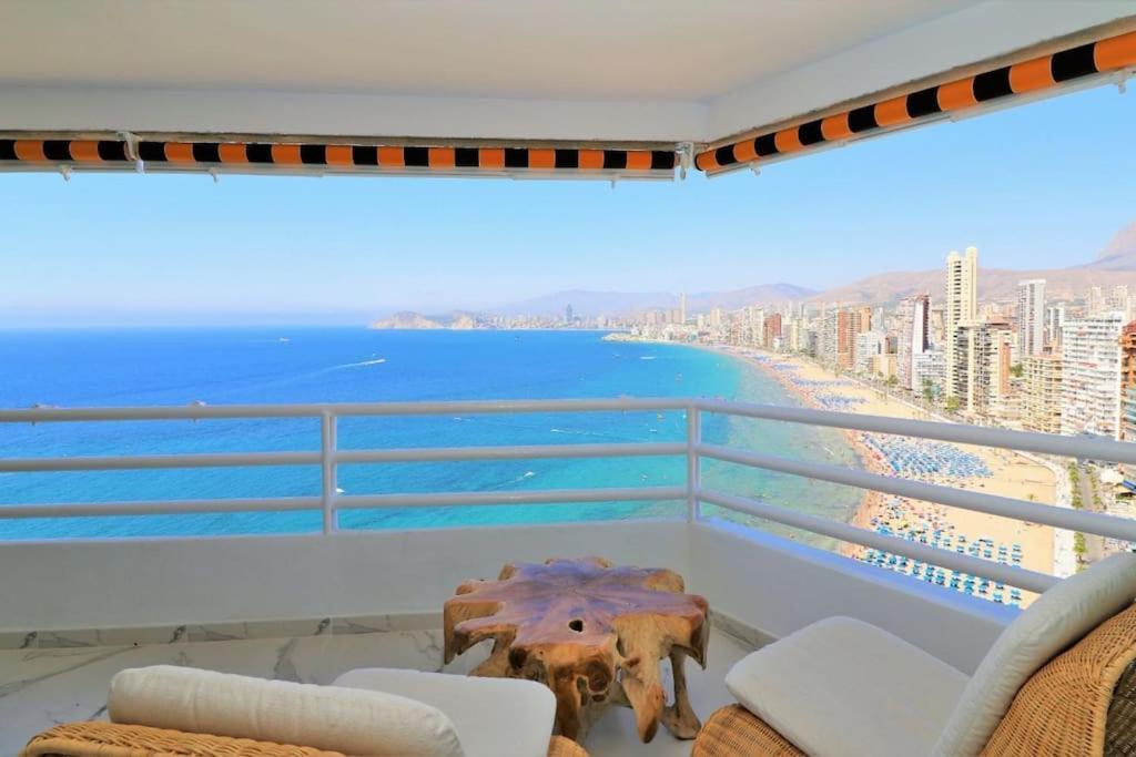 Luxurious 2-Bedroom Apt With Stunning Views, 1St Line On Levante Beach, Бенидорм Экстерьер фото